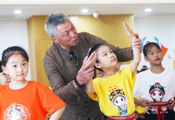 “暑”有所學,來看萌娃們的花式假期