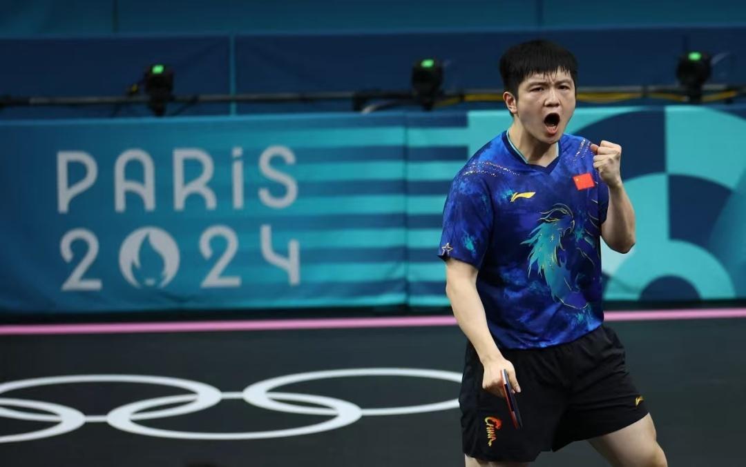 今晚乒乓男單半決賽,楊浦輸送運(yùn)動員樊振東出戰(zhàn)!