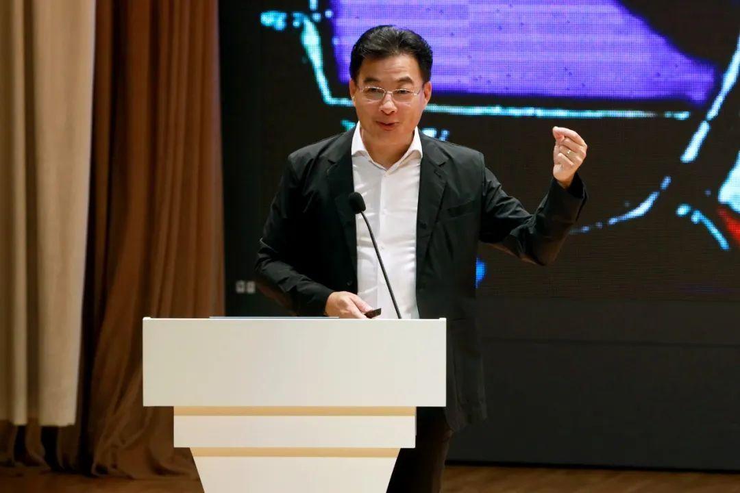 隨金江波走進元宇宙的藝術