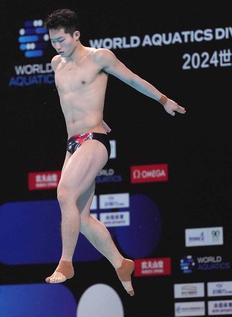 郭晶晶為跳水男子3米跳板半決賽開賽