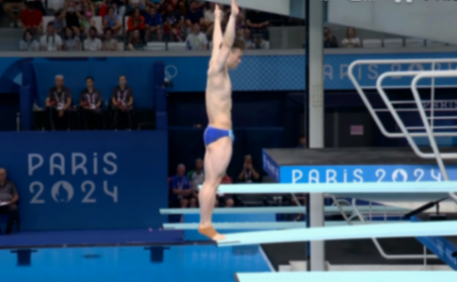 郭晶晶為跳水男子3米跳板半決賽開賽