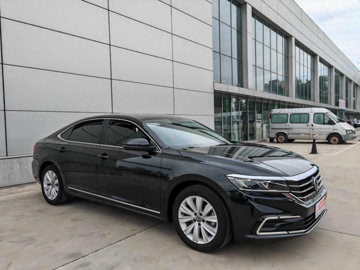 2020款帕薩特跑了6.2萬公里僅售12.38萬,值嗎?