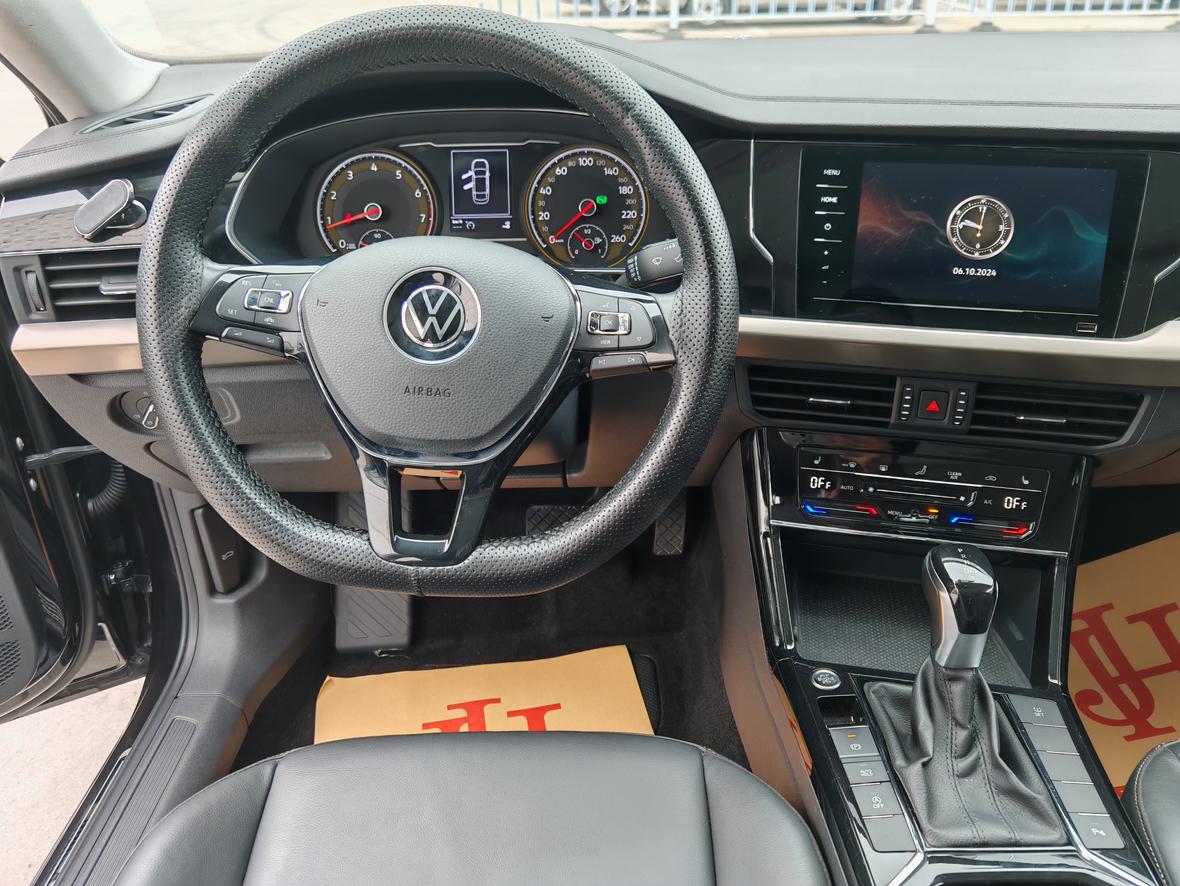 2020款帕薩特跑了6.2萬公里僅售12.38萬,值嗎?