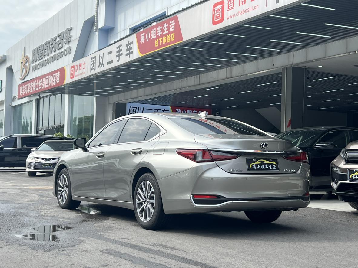 3次過戶的 2021款雷克薩斯ES報價 20.88萬,值嗎?