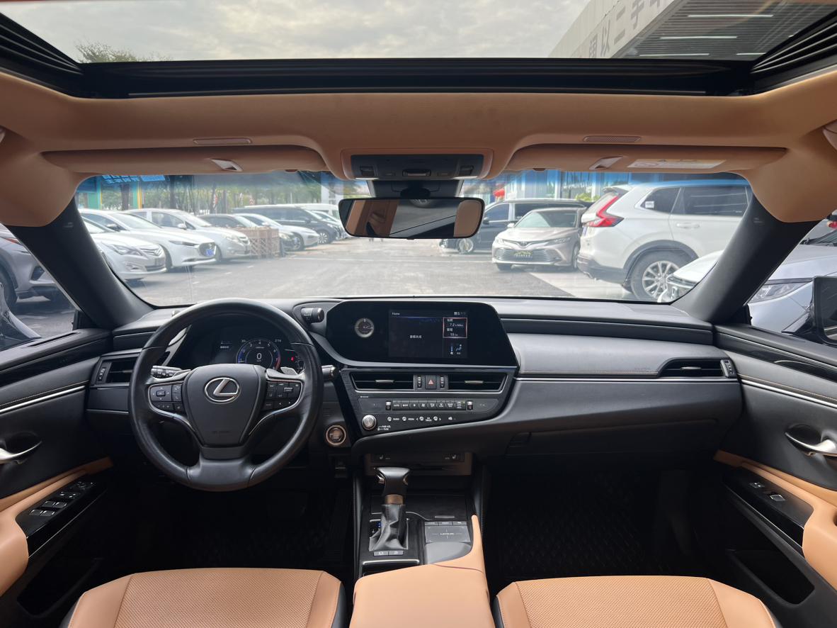 3次過戶的 2021款雷克薩斯ES報價 20.88萬,值嗎?
