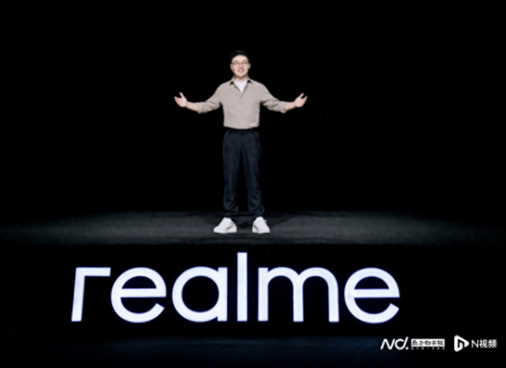 真我中國區總裁徐起:明年手機價格或將見頂,不會無休止地漲