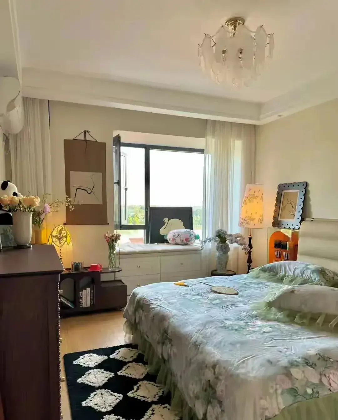 廣東一美女曬出130平米新房,哇塞太漂亮了,進去就不想出來了!