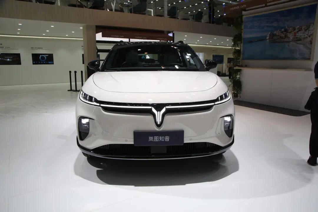 d19eecbdca3d6525fca9d52beb0598a5~2508x0