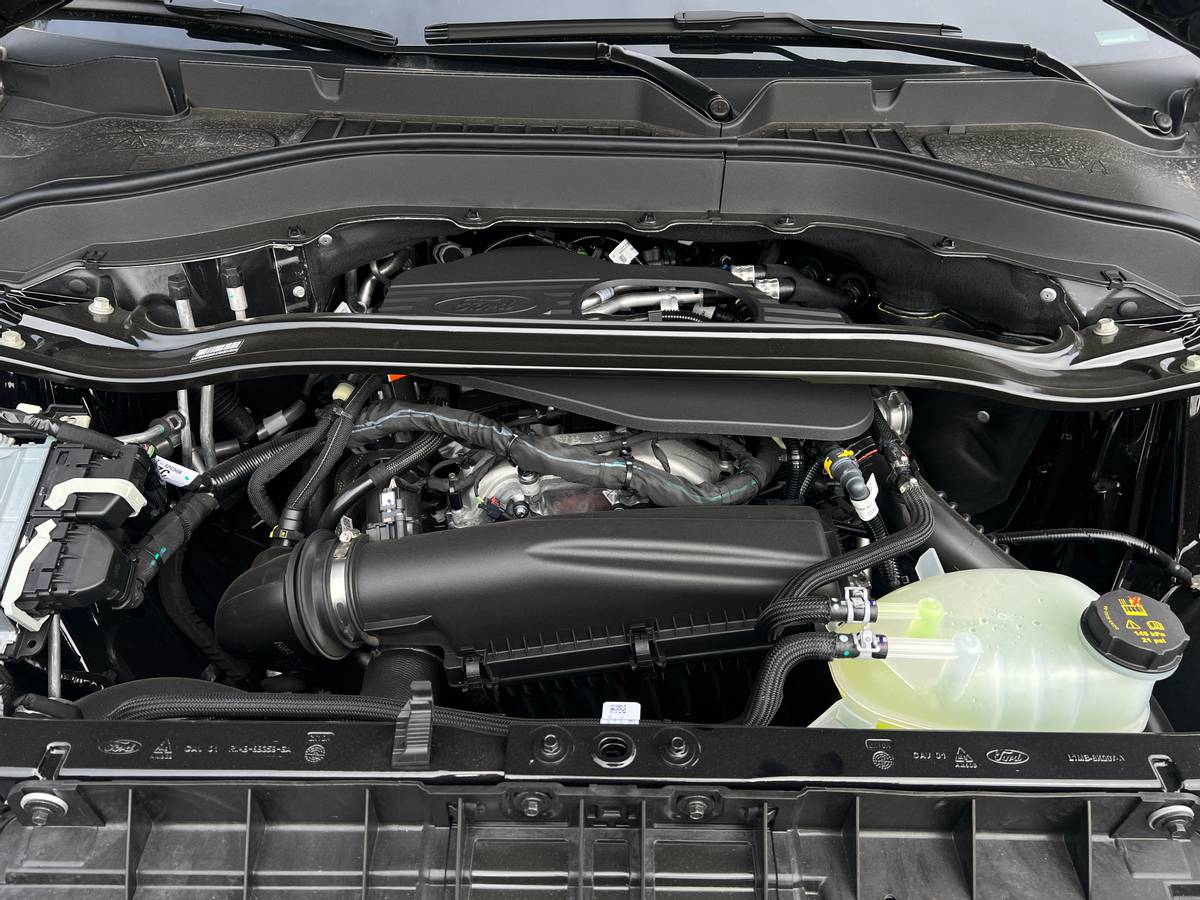 公路王者探險(xiǎn)者,家用與操控的平衡