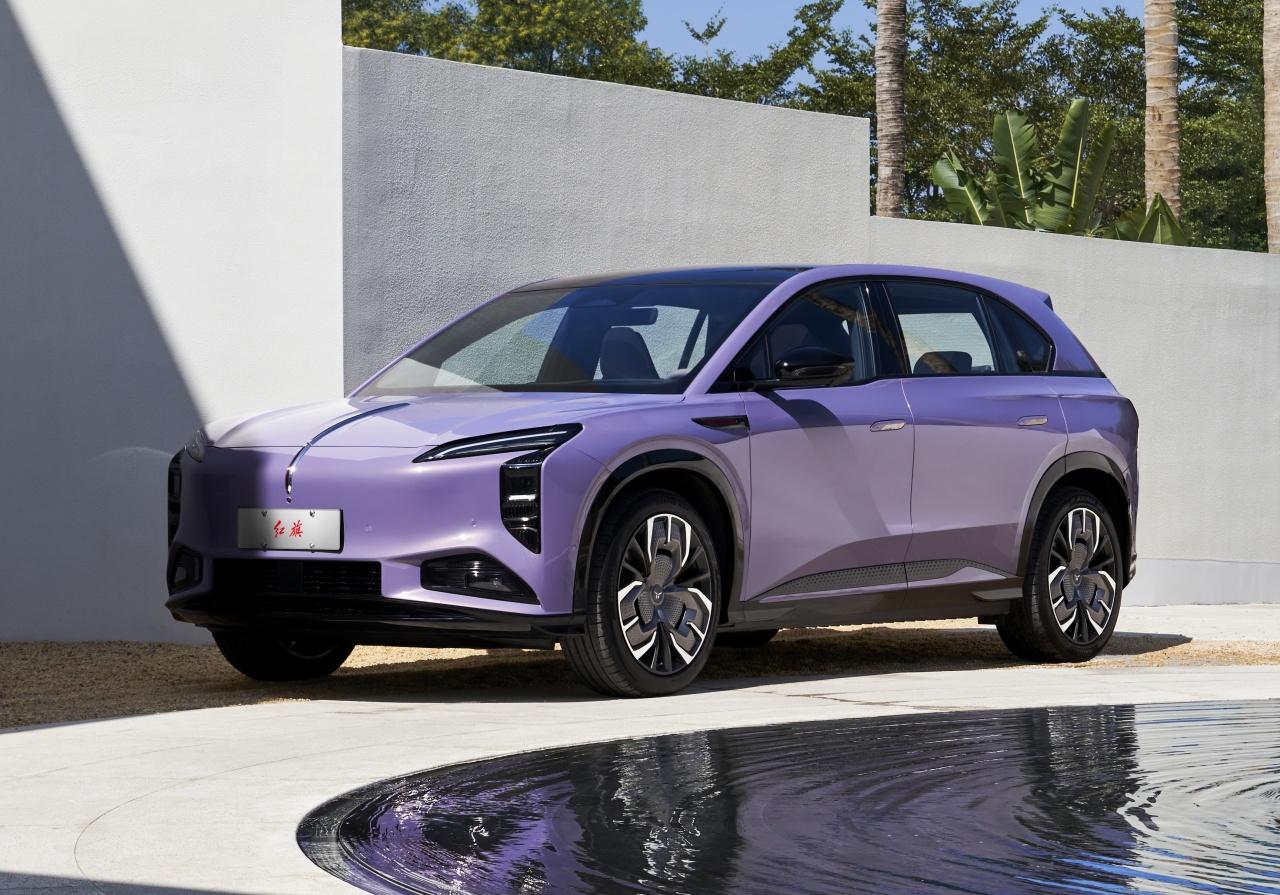 紅旗新能源,從追隨到領先