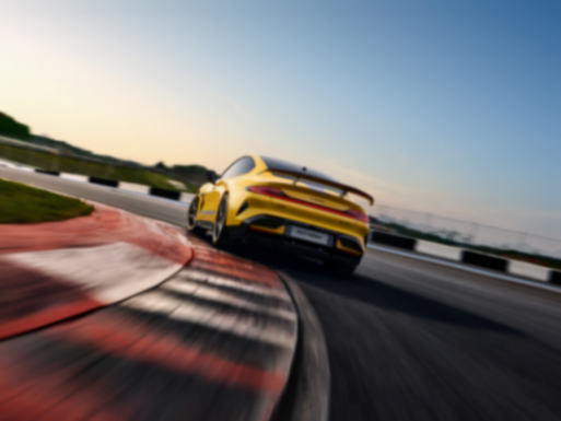 巔峰性能科技轎車小米SU7 Ultra發布 預售價81.49萬元