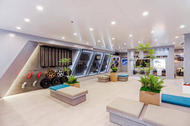 越野巔峰,領潮高定,東風猛士最強陣容閃耀廣州車展