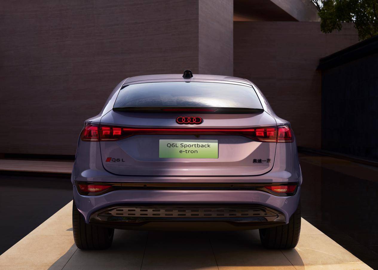 設計美學與科技的完美融合!奧迪Q6L Sportback e-tron首秀