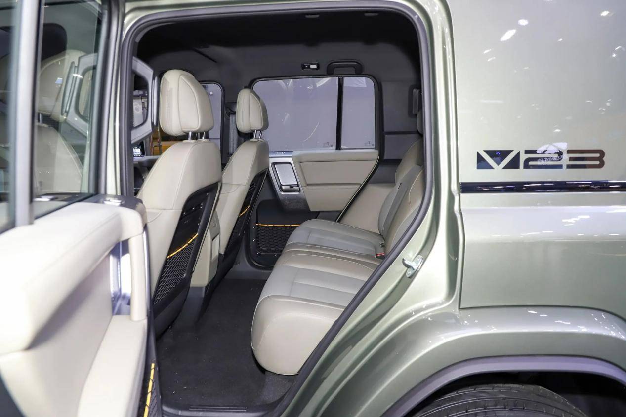 1f995b93d84f65b1e69a4ba0fee5c055~2508x0