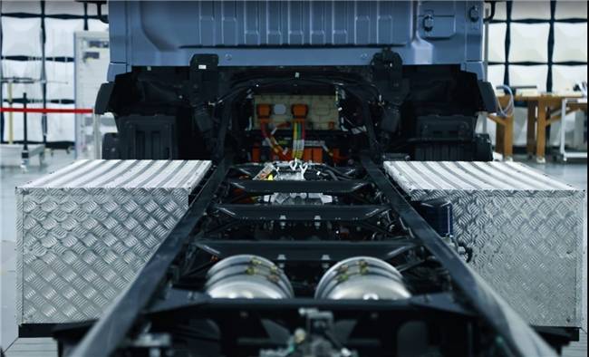 綠色進化 歐航智藍ER純電超卡樹立中卡綠色物流轉型新標桿