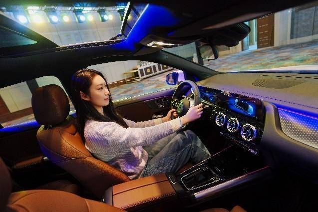 新一代梅賽德斯-奔馳EQA與EQB純電SUV 利星行汽車濟南地區上市