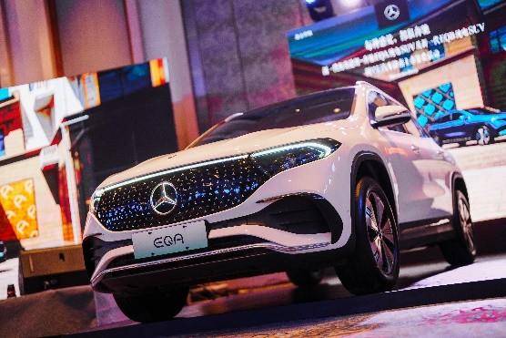 新一代梅賽德斯-奔馳EQA與EQB純電SUV 利星行汽車濟南地區上市