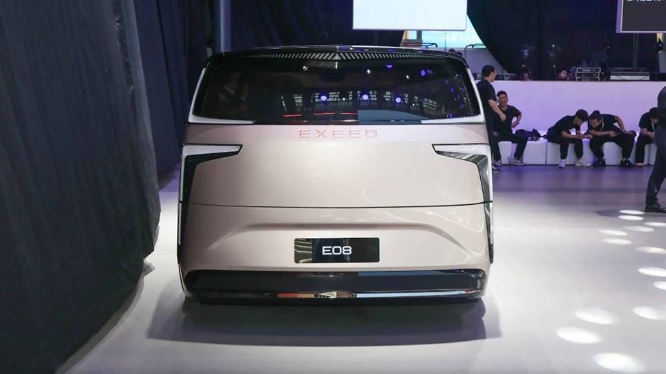 星途汽車發布高端MPV星紀元E08,啟動用戶共創計劃