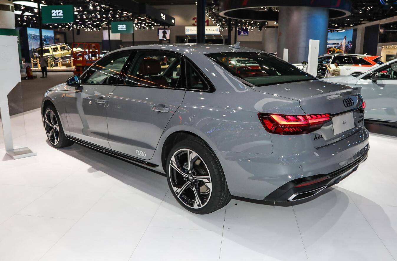 廣州車展 三款燃油轎車來襲 新款高爾夫、2025款?yuàn)W迪A4L領(lǐng)銜