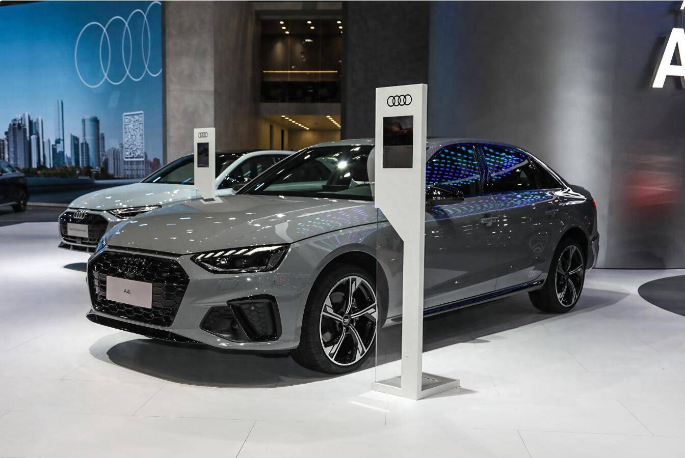 廣州車展 三款燃油轎車來襲 新款高爾夫、2025款?yuàn)W迪A4L領(lǐng)銜