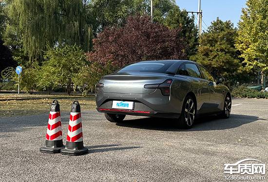 2024款小鵬MONA M03日常實用性測試報告