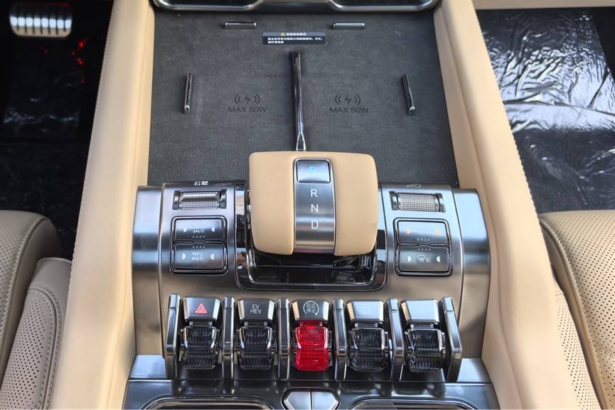 體驗方程豹 豹8,這款電驅越野,竟然更適合家用?