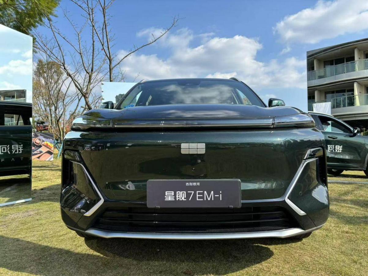 吉利銀河星艦7EM-i實車體驗,首搭雷神EM-i超級電混技術!