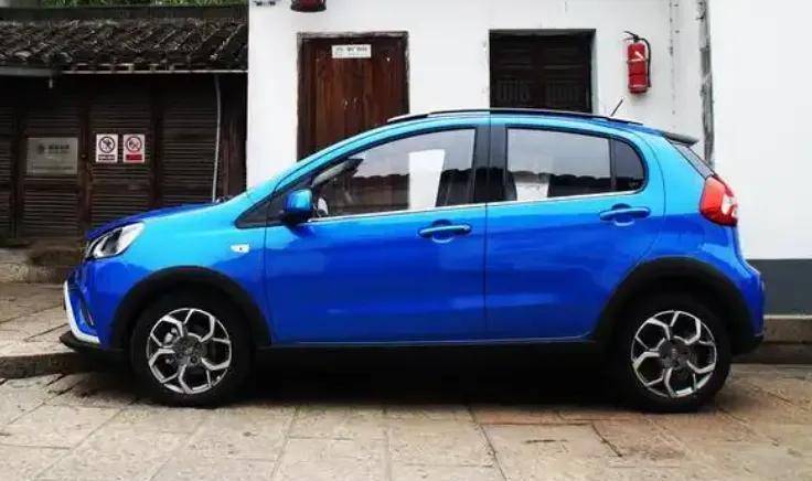 迷妹用生命給吉利“打廣告”,吉利躺賺一波流量,自己都懵了