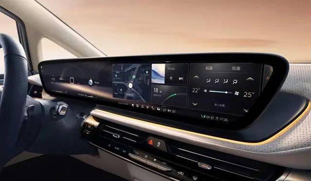 依然是豪華MPV標(biāo)桿,靜態(tài)體驗(yàn)別克2025款世紀(jì)CENTURY