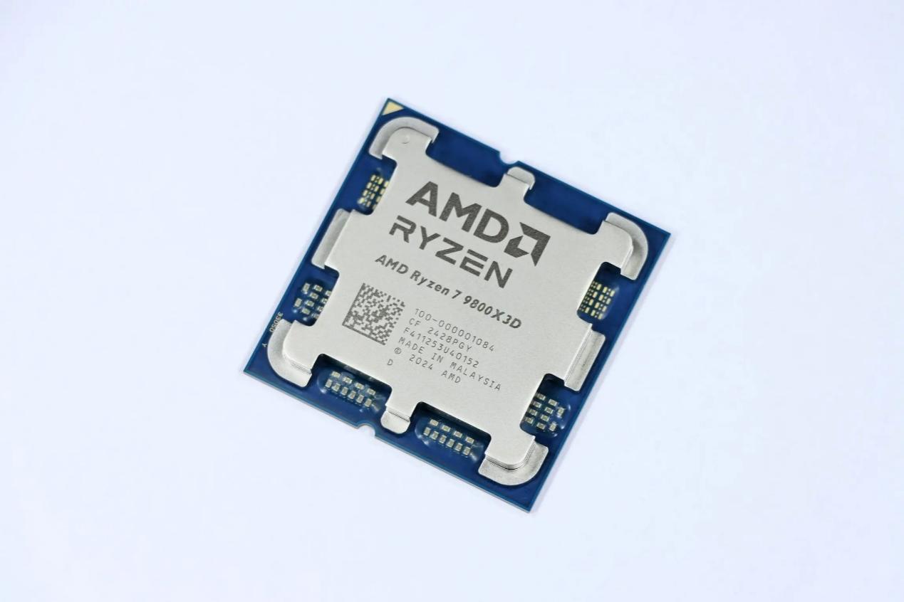 華碩X870/Z890吹雪主板:可顏可戰,潮玩裝機首選