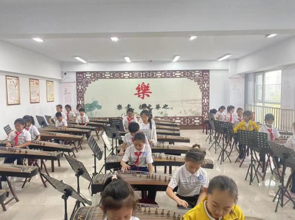 邢臺市龍泉小學 堅持四個“聚焦” 實現四個“突破” 全面推動課后服務高質量發展