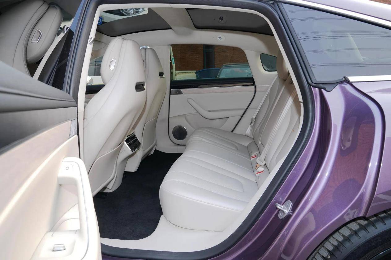 996f18ac8d6790a2817b602094182c34~2508x0