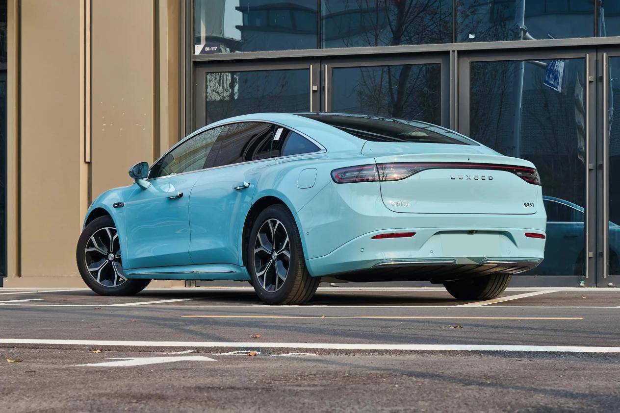 f00e8b4d4ff93885794a2e7f37cb599b~2508x0