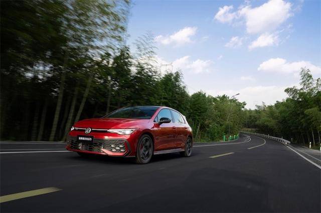 12.99萬元的高爾夫,一汽-大眾還能玩出什么花樣?
