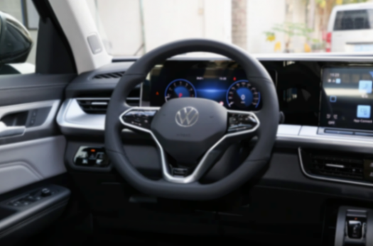 空間寬敞還好開,標配2.0T動力,一汽大眾攬巡值得買嗎?