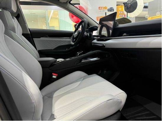 2025款吉利繽越L哈爾濱上市,高顏值更智能,能否引領(lǐng)A0級(jí)SUV市場(chǎng)