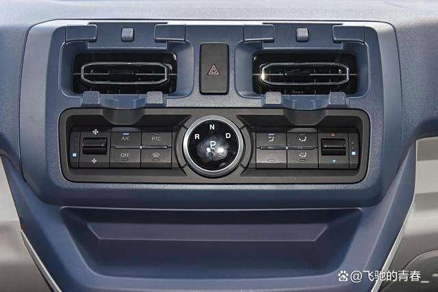 鑫源E3L客運版上市:價格親民,配置豪華-有駕 鑫源E3L客運版上市:價格親民,配置豪華-有駕