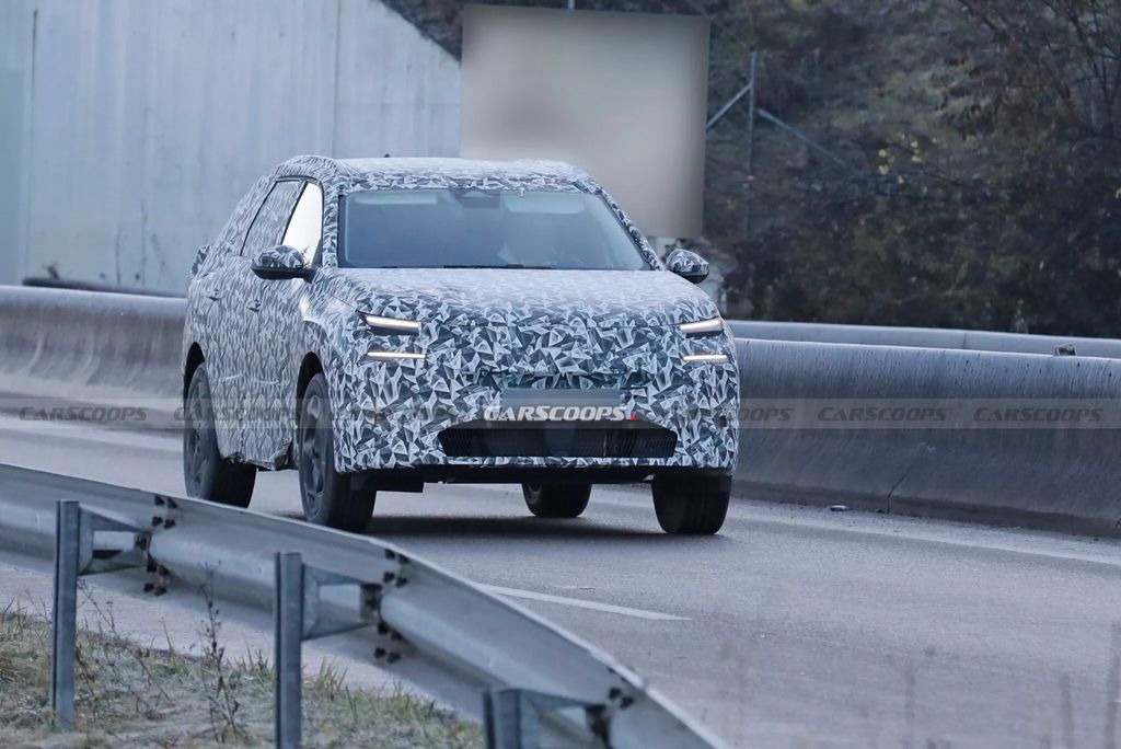 2025款雪鐵龍C5 Aircross緊湊SUV原型路測圖首曝