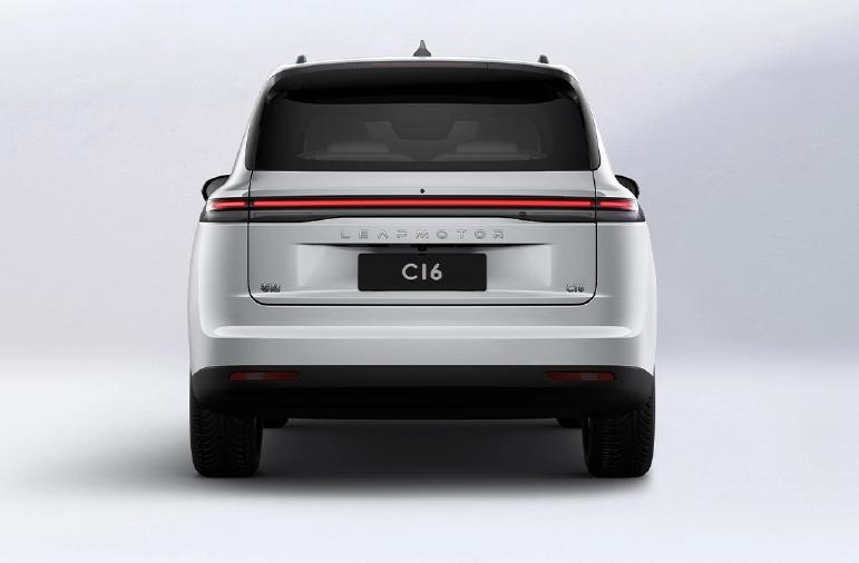 零跑C16純電SUV新增“580長續(xù)航版”1月6日10:00上市