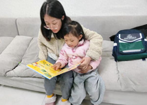 渝北區空港實驗小學校附屬幼兒園舉行慶元旦迎新年文藝匯演