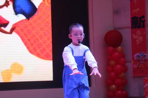 渝北區空港實驗小學校附屬幼兒園舉行慶元旦迎新年文藝匯演