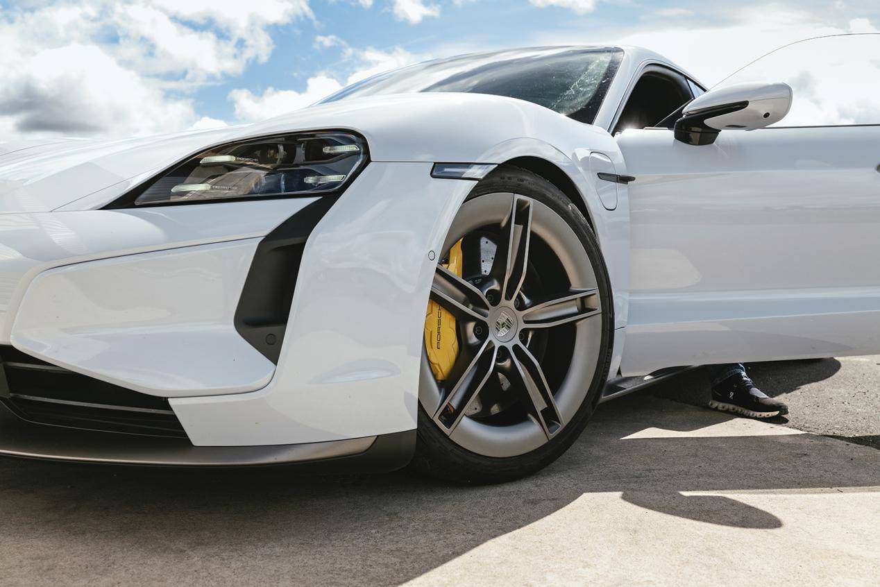 變革沖刺:保時捷Taycan Turbo S