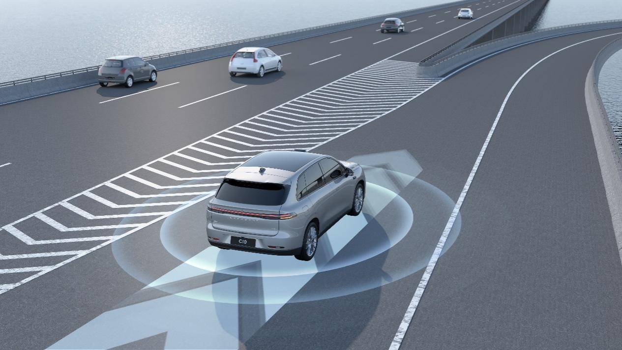 零跑C10破解電車“寒冬困境”?高效續航,購車還享1.5萬紅包?