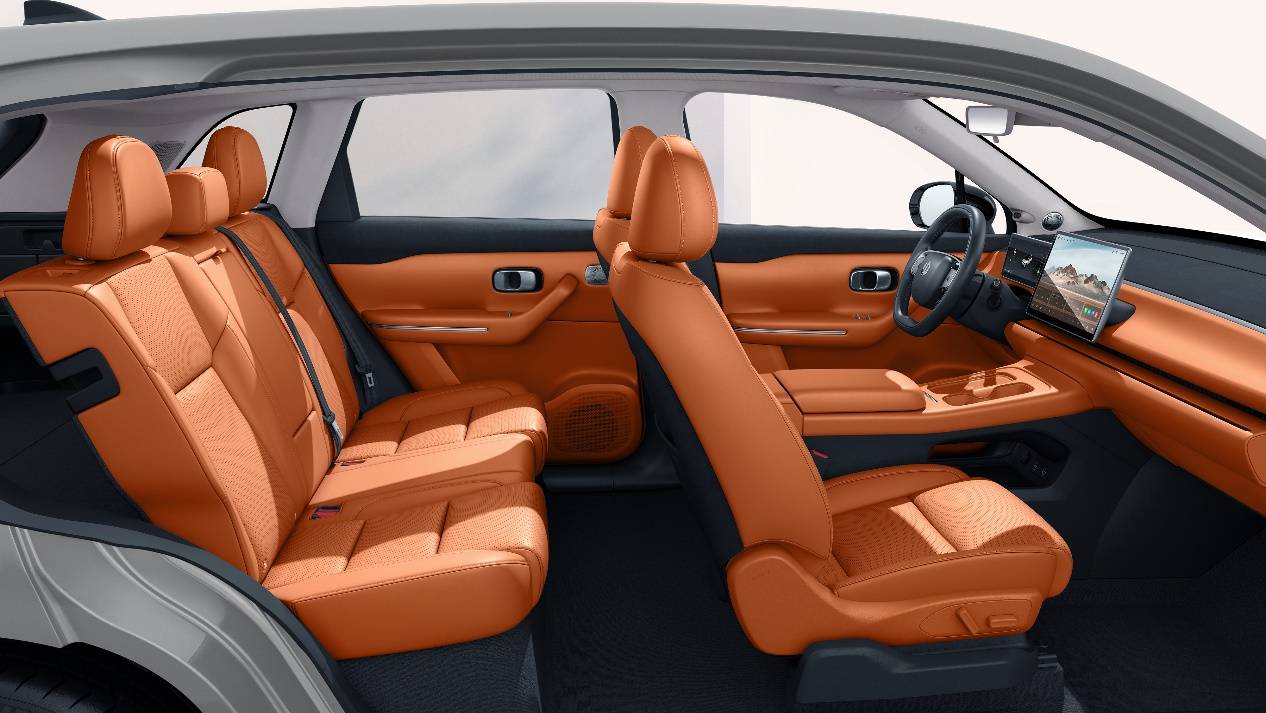 零跑C10破解電車“寒冬困境”?高效續航,購車還享1.5萬紅包?