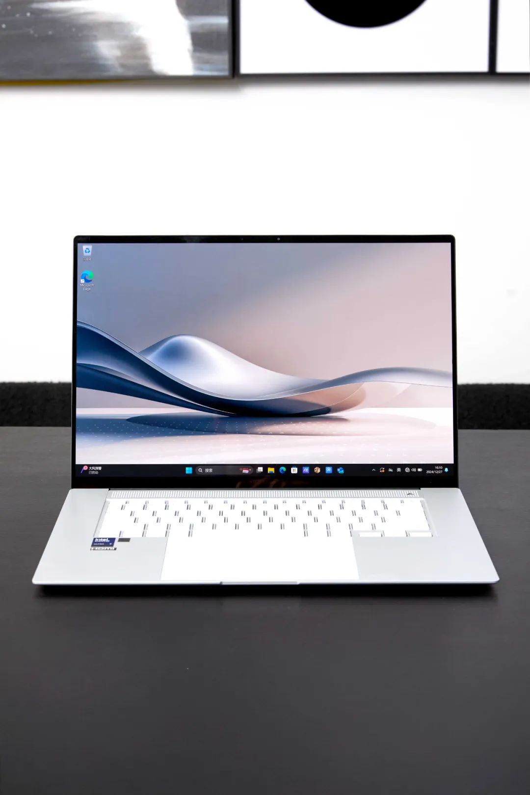 時尚輕盈更有英特爾酷睿Ultra極致算力!華碩靈耀16 Air 的非凡體驗