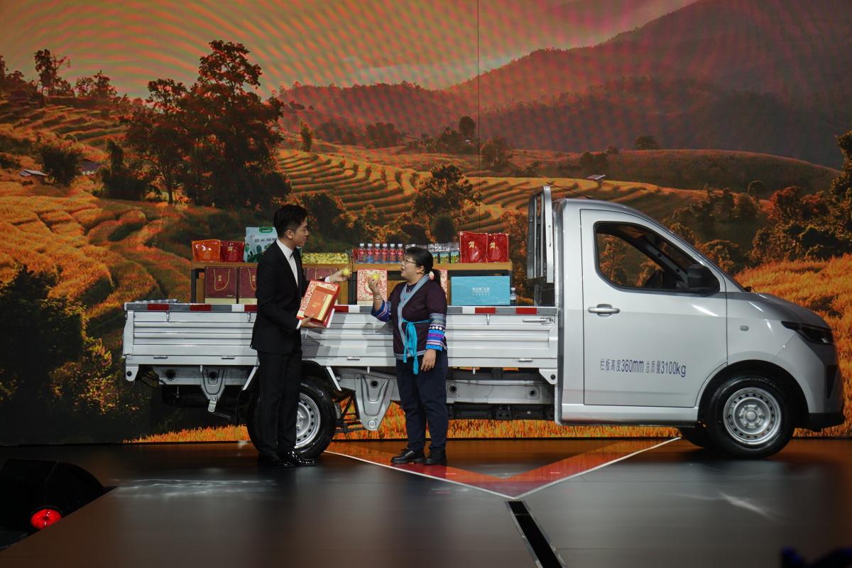 上汽通用五菱十年磨一劍,新能源賽道廣西“神車”大放異彩