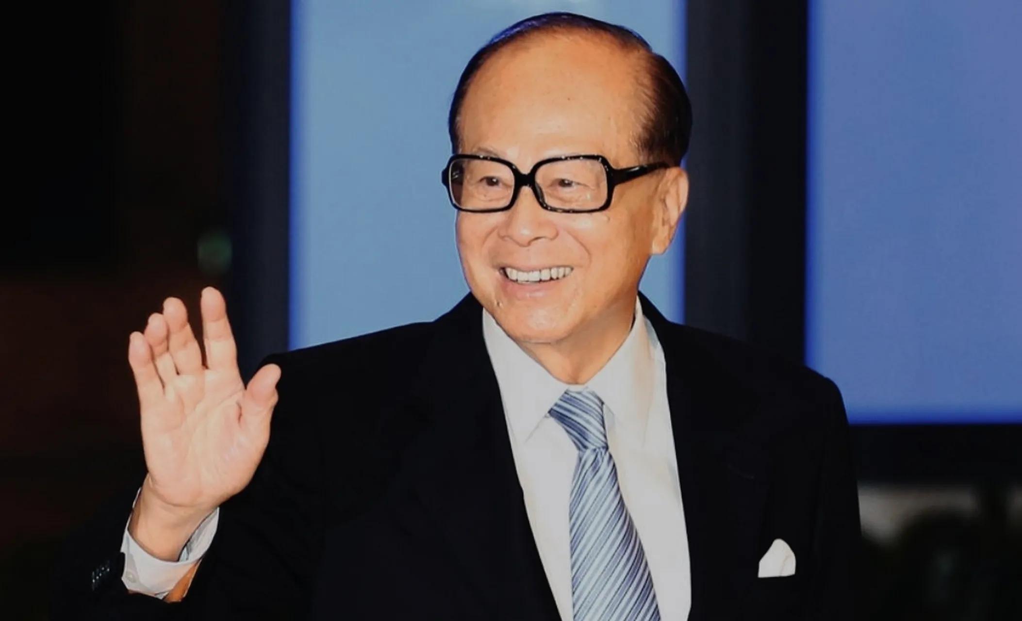 李嘉誠擬228億美元賣掉巴拿馬等港口