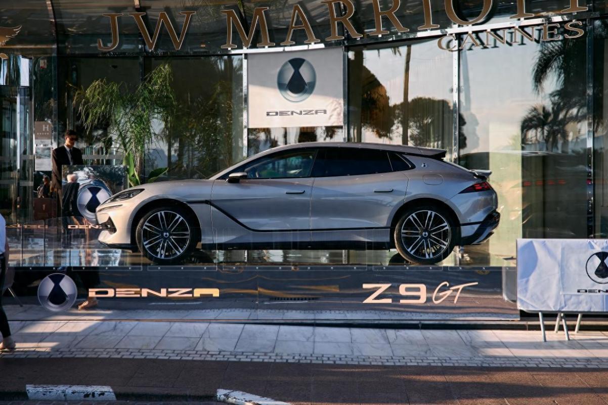 比亞迪旗下多款車型亮相戛納電影節(jié),向世界展示中國智造