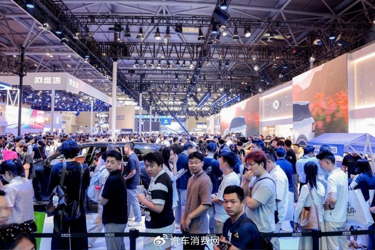 重磅包館!長安汽車重慶車展大顯“C位主咖”擔當