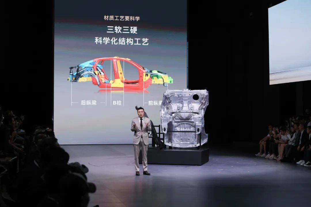 開撕!你買沃爾沃全新S90的錢,都花去了哪里?